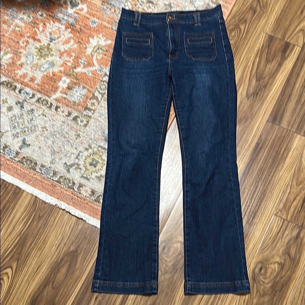 Classic Blue Women's flare Jeans size 6